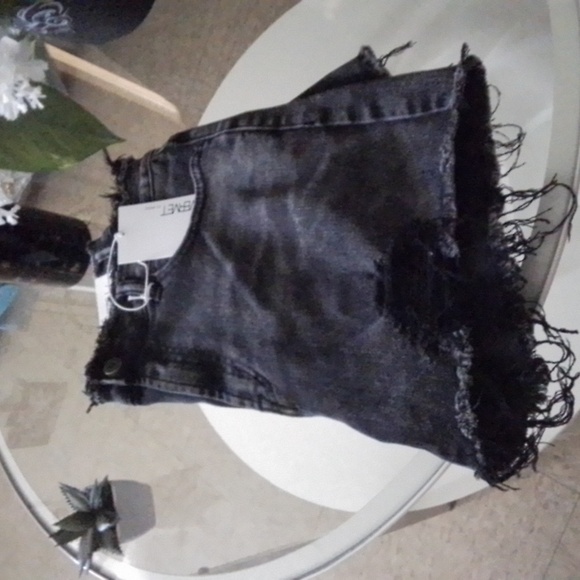 REBECCA  HIGH-RISE VERVET SHORT  SIZE L - Picture 4 of 9